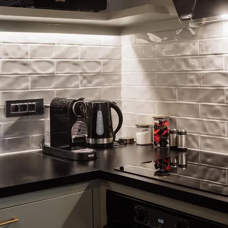 Main Square & Apartament *