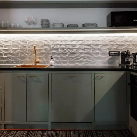 Apartament Main Square & *