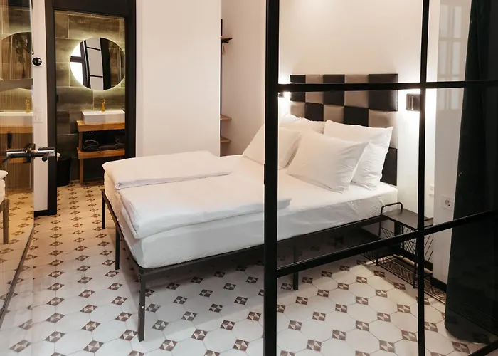 דירה Main Square Rooms *