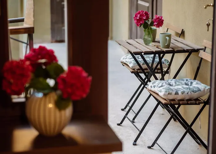 Main Square Rooms Appartement *