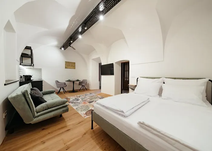 דירה Main Square Rooms *